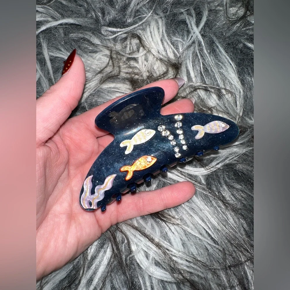 NIP Ocean Babe Rhinestone Hair Clip